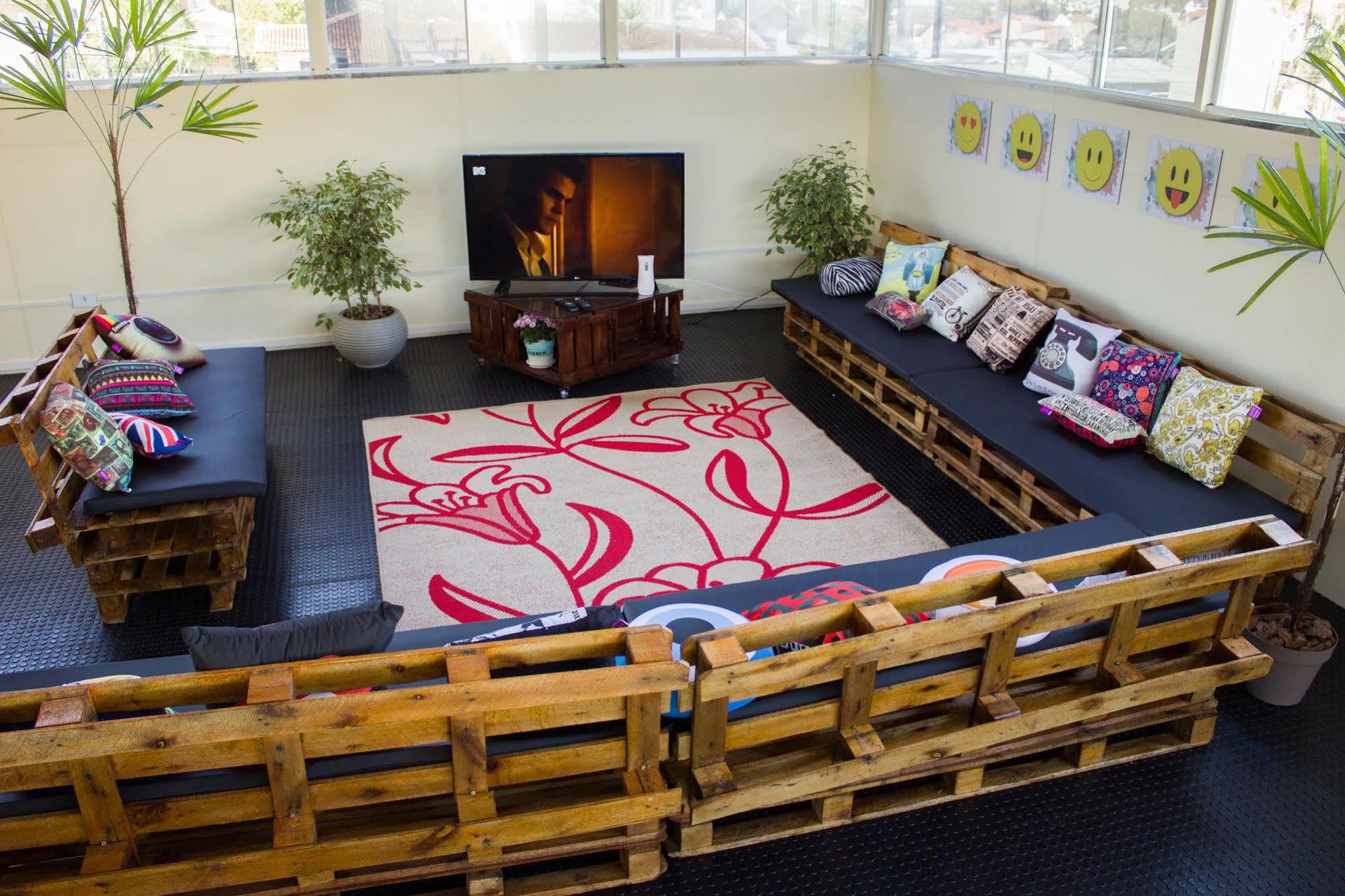 Hostel Solluz Куритиба Экстерьер фото