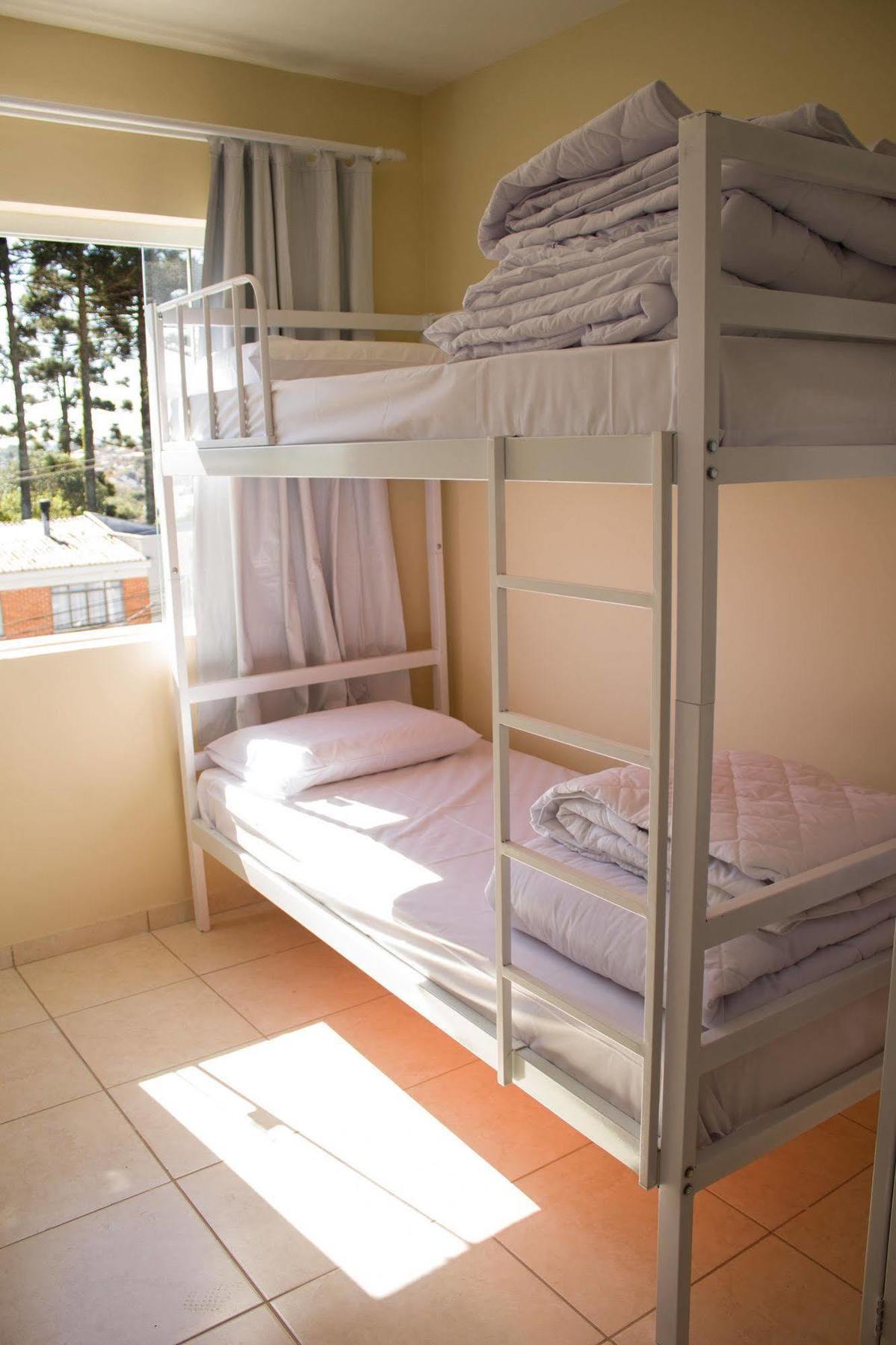 Hostel Solluz Куритиба Экстерьер фото